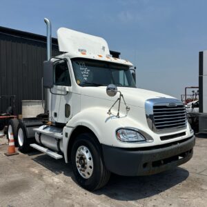 FREIGHTLINER COLUMBIA 2007 DAY CAB